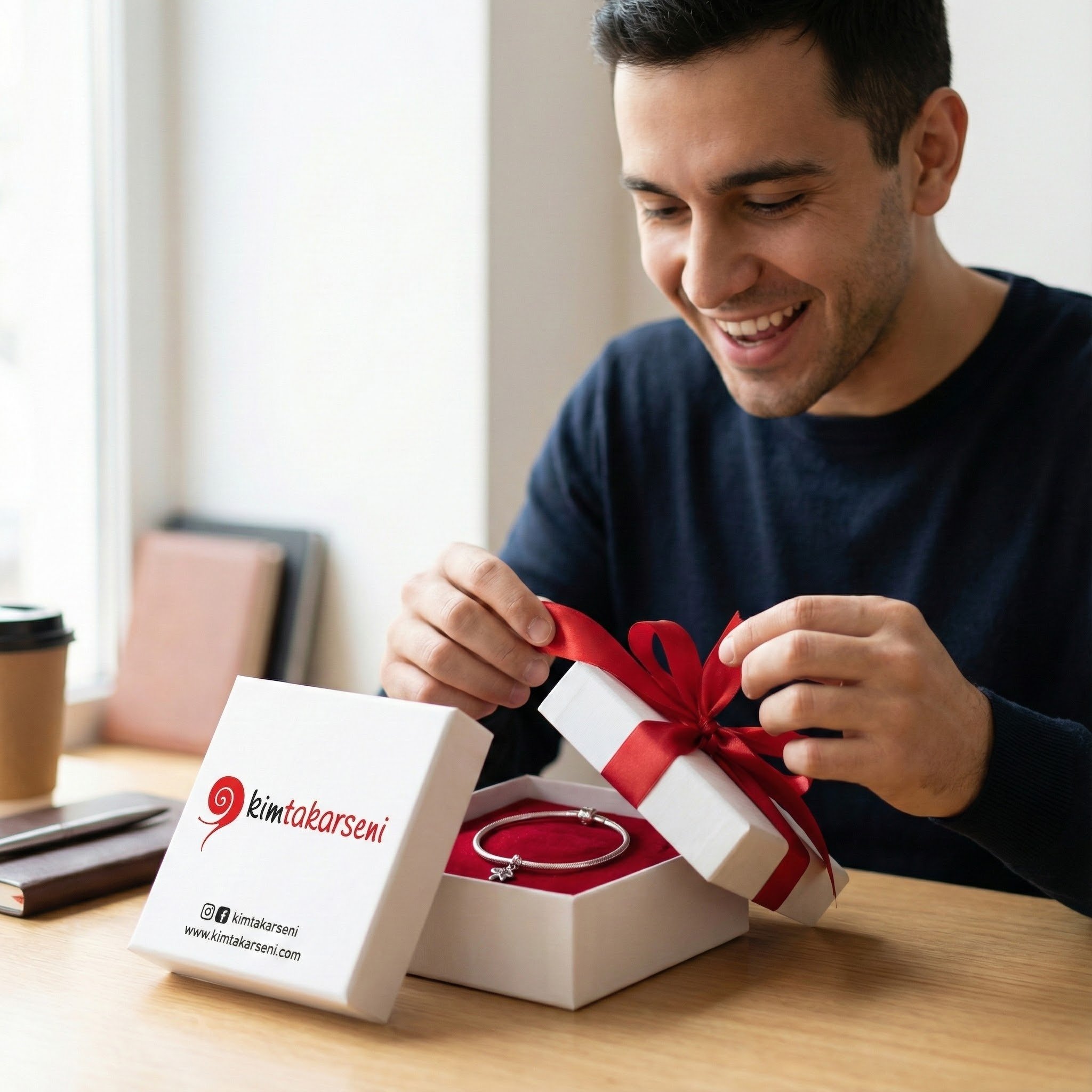 Tebessüm en güzel şeydir...